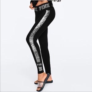 NWOT Victoria’s Secret pink legging